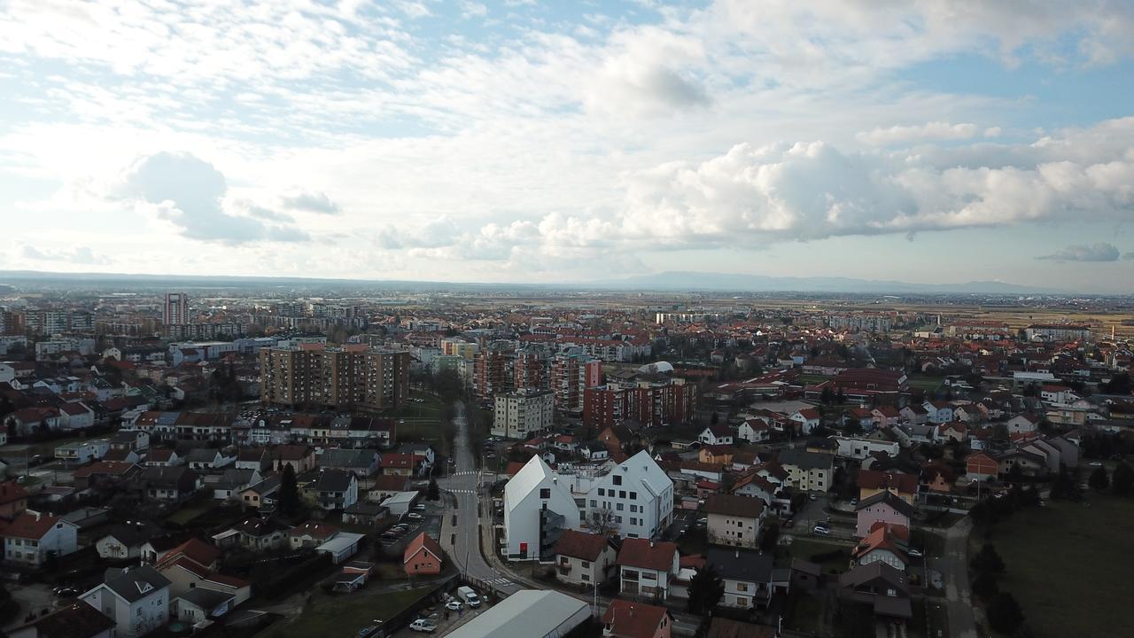 Hotel Garden Hill Velika Gorica Exterior photo